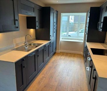 Celandine Close, Weymouth, DT4 - Photo 6