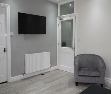 Fylde Road, PRESTON, Lancashire PR2 2NH - Photo 2