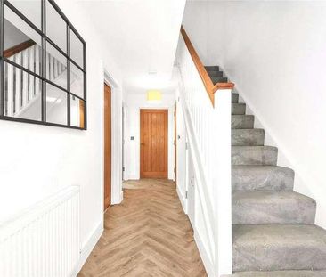 Cullesden Road, Kenley, CR8 - Photo 3