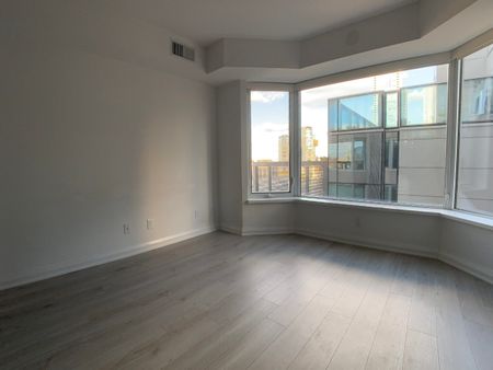 YORKVILLE PLAZA: Avenue Rd & Yorkville Ave (155 Yorkville Ave) AD#101405 - Photo 3