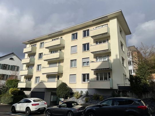 3.5 Zimmerwohnung mit wunderschöner Weitsicht - Foto 1