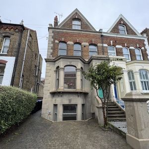 North Avenue, Ramsgate, CT11 9BT, Kent - Photo 2