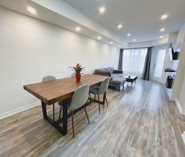 For Lease - 15 Eaton Park Lane Unit# 17, Toronto, Ontario - Photo 2