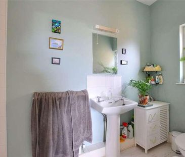 Vanbrugh Park Road West, London, SE3 - Photo 5