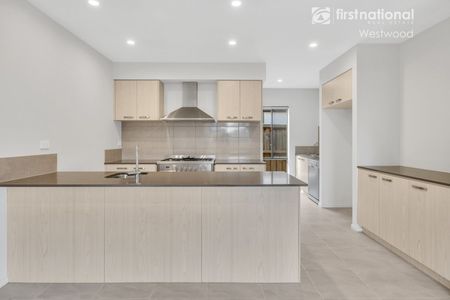 Walk Of Life!! - Photo 4