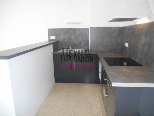 A LOUER - APPARTEMENT BEAUMES DE VENISE - 2 pièces 43.47m² - Photo 1