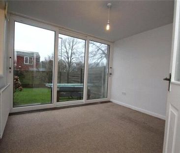 3 bedroom terraced house to rent - Photo 3
