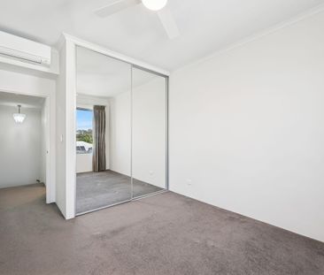 Contemporary Living in the Heart of South Perth - Photo 3