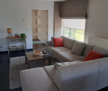 Halfopen bebouwing met 3 slaapkamers en ruime tuin - Photo 2