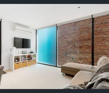 Designer One-Bedroom with Luxe Finishes in the Heart of St Kilda - Photo 1