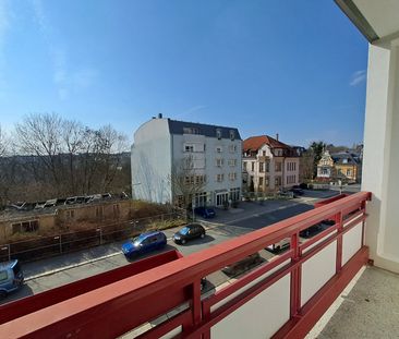 Helle 2-Zimmer-Wohnung mit Sonnenbalkon direkt am Zentrum - Foto 2