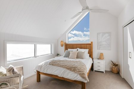 Spacious Family Home - Papamoa - Photo 5