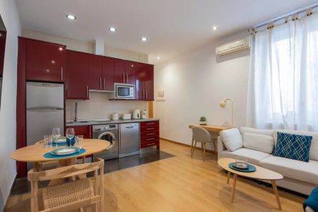 Piso de alquiler en Calle de Atocha, 47, Cortes - Huertas - Foto 2