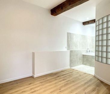 Appartement te huur in Brussel voor € 1.150 met 2 slaapkamers - Photo 3