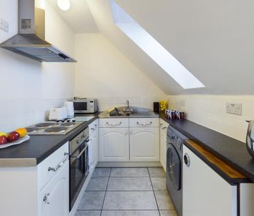 1 bedroom apartment to rent - Photo 2