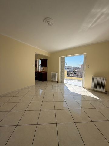 Διαμέρισμα για ενοικίαση Αγία Σοφία - Μανιάτικα (Ταμπούρια – Αγία Σοφία) - Photo 3