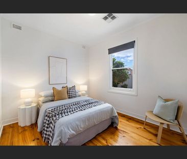 Updated 3 Bed Home Full of Character! - Photo 4