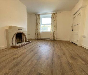 Cefn Cwlyn, Braichmelyn, Bethesda, Bangor, LL57 - Photo 3