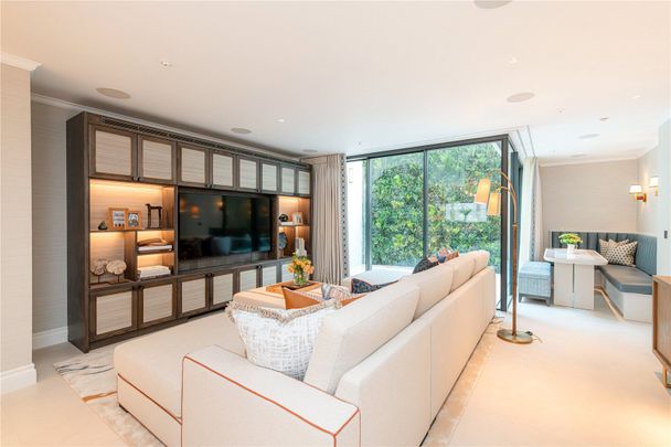 Wilton Row, SW1X - Photo 1