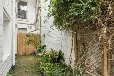 Studio to rent - Photo 5