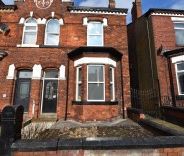 1 bed Room for Rent - Photo 2