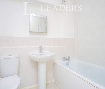 1 bedroom maisonette to rent Tintagel Way, Oriental Road, GU22 - Photo 6