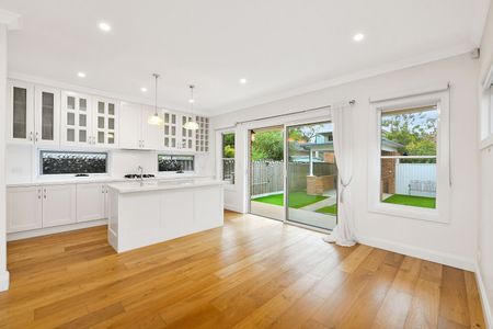 Stunning 4 Bedroom Home in the Heart of Rosebery - Photo 4