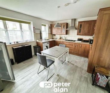 Kingswood Close, Hengoed, CF82 - Photo 2