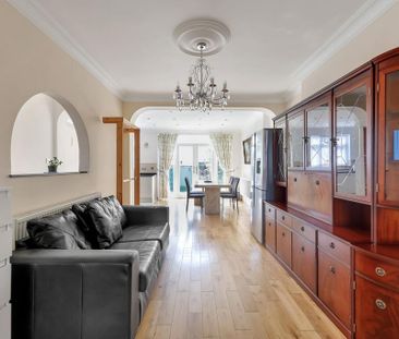 3 bedroom semi-detached house to rent - Photo 2