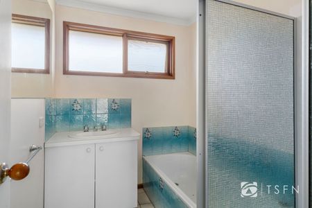 940 Wellington St, Strathfieldsaye - Photo 5