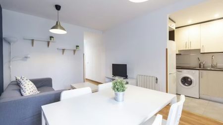 Calle Illescas, Madrid, Community of Madrid 28024 - Photo 2