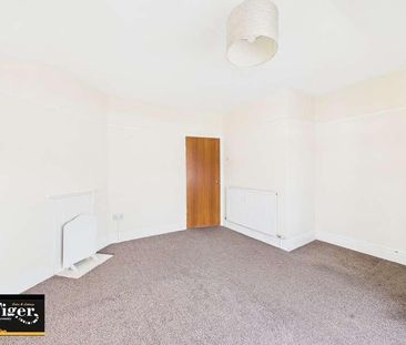 Westbank Avenue, Blackpool, FY4 - Photo 5