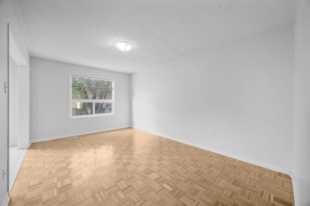 For Lease - 10 Ferris Street, Richmond Hill, Ontario - Photo 1