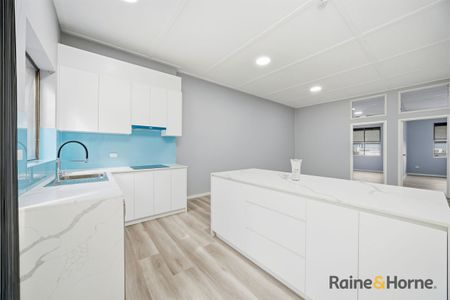 Fully Renovated 2-Bedroom Apartment in a Prime Tempe Location - Photo 5