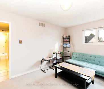 For Lease - 35 Wildwood Avenue Unit# 2, Richmond Hill, Ontario - Photo 3