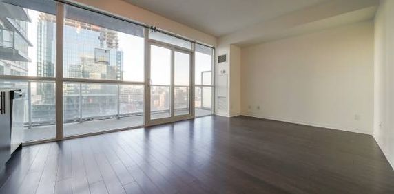 352 FRONT STREET - FLY CONDOS - 1 BEDROOM + DEN (VIDEO TOUR) - Photo 2