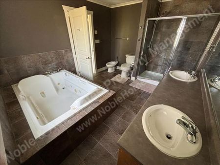 3237 Matapan Crescent MAIN Vancouver - Photo 4