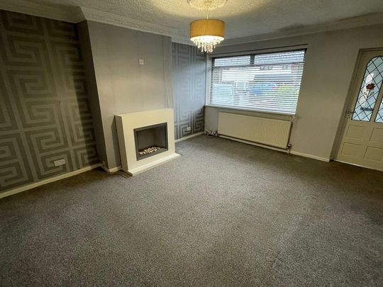 2 bedroom detached bungalow to rent - Photo 1