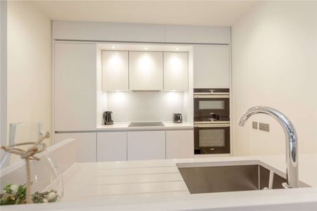 A truly stunning furnished modern one bedroom ground floor garden flat in the popular Simpson Loan development. - Photo 4