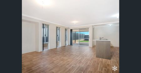 Stylish Family Home - Photo 5