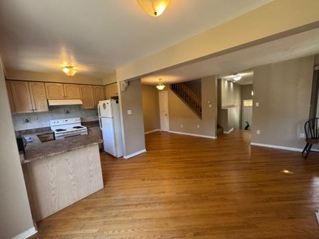 For Lease - 1591 South Parade Court Unit# 30, Mississauga, Ontario - Photo 4