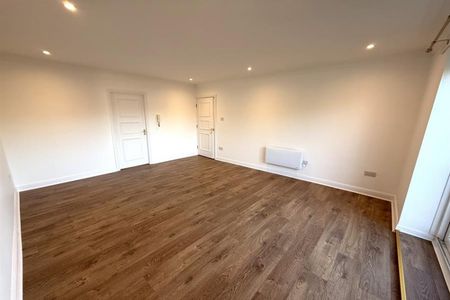 2 Bedroom Apartment To Let - Photo 4