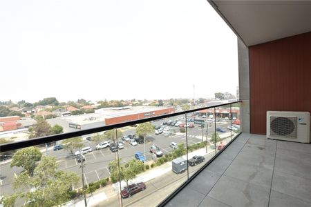 508/33 Plenty Road - Photo 3