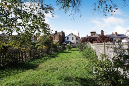 3 bedroom semi-detached to rent Lavender Hill, Tonbridge - Photo 5