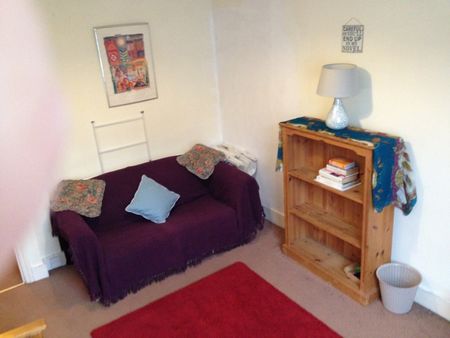 2 Bed Flat, Prideaux Road, SW9 - Photo 5