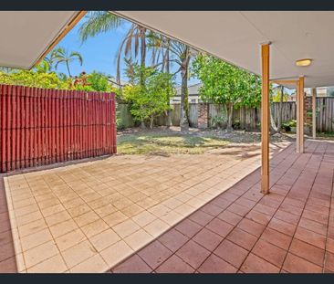 78 Martingale Circuit, Clear Island Waters - Photo 4