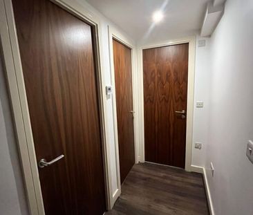 1 Bed Flat, Fabrick Square, B12 - Photo 4