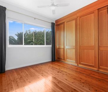 Sunny & Spacious Apartment&comma; Short Stroll to the Coogee Beach&... - Photo 5