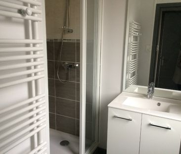 Location Appartement 1 pièce 30m² - Photo 2