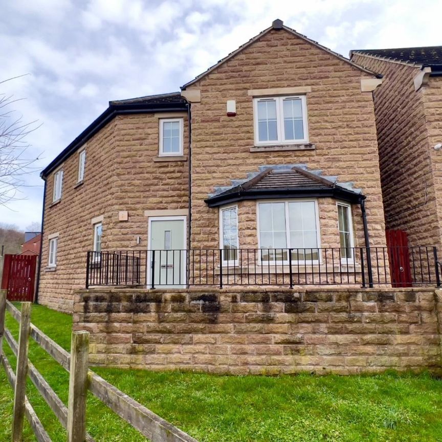 Long Pye Close, Woolley Grange, Barnsley, West Yorkshire - Photo 1